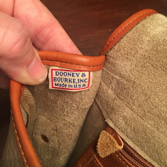 Vintage Dooney & Bourke Handbag - Picture 7 of 7